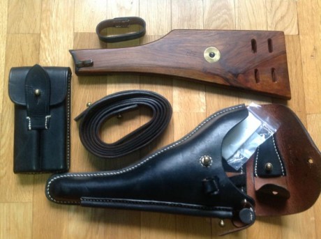 Vendida pistola con 2 cargadores, quedan en venta
2cargadores numerados, todos originales modelo navy, 30