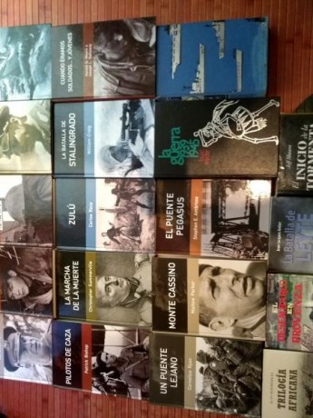 Voy a empezar a vender parte de la biblioteca porque ya no entran más. Este primer lote de 24 libros muchos 00