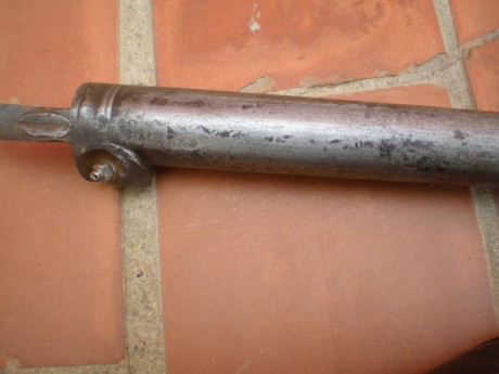 Hola buenas a todos los gurus del tema, bueno esto e encontrado en casa mas cosas entre ellas esta pieza 21