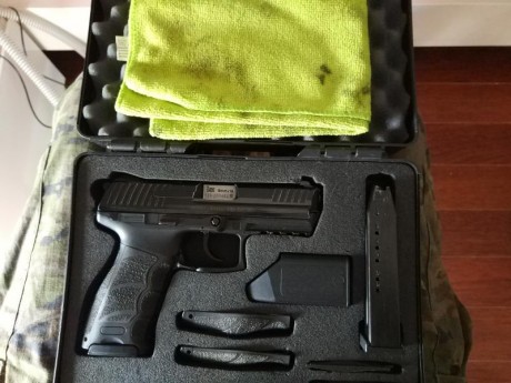 Se vende Hk P30 con soporte para punto rojo pero se vende sin él visor,único dueño,su precio seria de 00