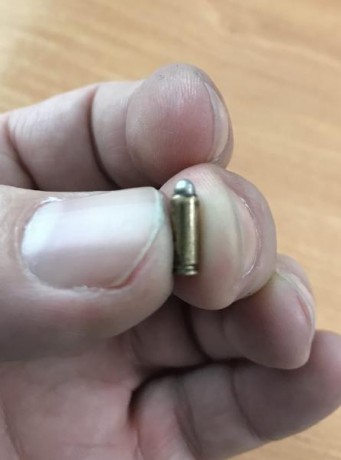 Hola a todos. Sólo para coleccionistas, vendo cartucho 2,7mm Colibrí (2,7x9). Un cartucho realmente difícil 21