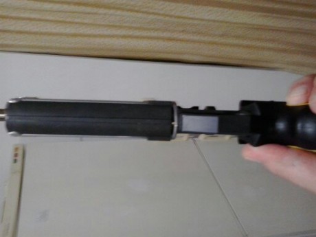 Aclaro el tema de la pistolas ROHM, he vuelto a meter una bombona y si aprieto a tope la tapadera no 22