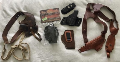 Vendo en lote o por separado a elegir, diferentes fundas para arma corta que tengo desde hace tiempo sin 12