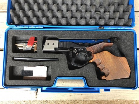 VENDIDA ,  Match Guns calibre 22. Una auténtica máquina de competir. Completa con su estuche y herramientas 01