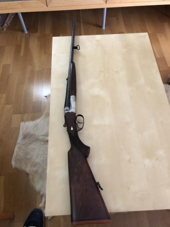 Vendo expres yuxtapuesto Zanardini 9,3 x74 impecable.
2.500 mas portes. negociable. el rifle :angel^: 01