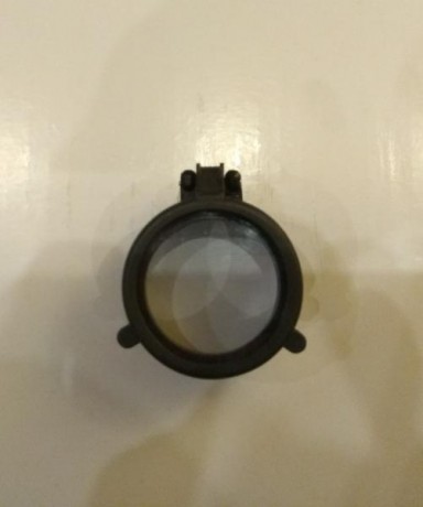 Para la lente ocular del visor, de 40 mm de diámetro interior. Flip UP transparente para poder apuntar 02