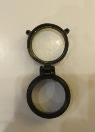 Para la lente ocular del visor, de 40 mm de diámetro interior. Flip UP transparente para poder apuntar 00