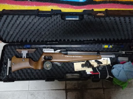 Vendo carabina fbw 800 parav10mt, nueva con culata de nogal  por 1250€ portes a parte 22