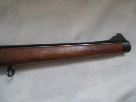 se vuelve a poner en venta el rifle de un amigo se trata de un carl gustaf 2000 caja larga en calibre 11