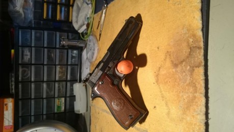 VENDIDAS
Vendo 
          Pistola Star cal 9 corto cachas nácar guiada en F 250 € lleva un alza LPA puedo 01