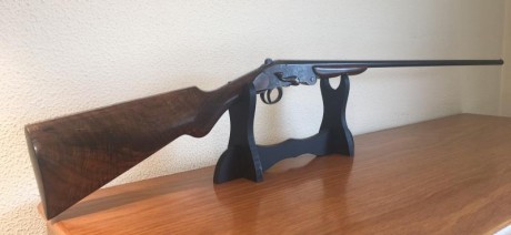 Vendo escopeta C N de un cañón calibre pequeño en muy buen estado y a muy buen precio. Menos que una escopetilla 00