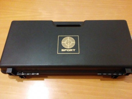 Vendo pistola Steyr Lp1 impecable.
Cacha Morini sin retocar en talla M.
Juntas recién cambiadas.
Maletín 70