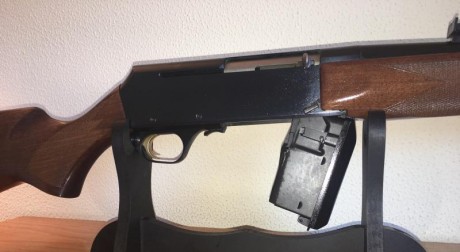 Vendo rifle nuevo BROWNING calibre 30 06 MK2 . Estado excepcional. Diez tiros. nuevo, nuevo, nuevo.Alza 01