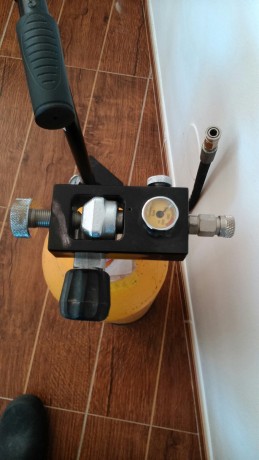Vendo bomba Airforce recién cambiados los orrins (durometer) y engrasada, mejor que nueva 75€ (VENDIDA)
Scuba 00