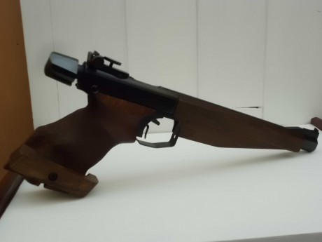 Drulov 90 calibre 22 lr. para modalidad de pistola libre. Cacha anatómica y regulable. Muy cuidada y con 00