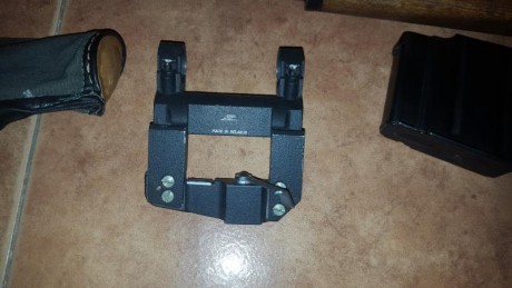 Vendo zastava m 76 en perfectas condiciones. Con escelentes agrupaciones a 100m con 2 cargadores, uno 12