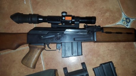 Vendo zastava m 76 en perfectas condiciones. Con escelentes agrupaciones a 100m con 2 cargadores, uno 10