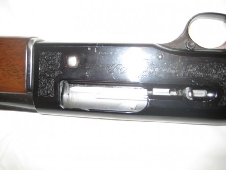 Vendo la Beretta de un amigo, está en buenas condiciones, no tiene polichoques, habrá hecho unos 300 disparos 20