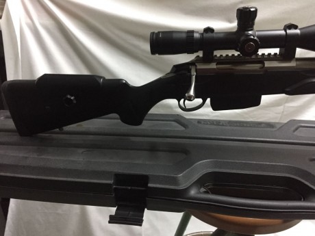 Hola, Un amigo vende un Tikka T3 Varmint cal. 6,5x55 y visor bushnell elite 6-24x50   1450€  
y una Carabina 11