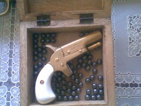 Pues aunque ya la he presentado en el post de Muestra tus armas de polvora negra, como me ha faltado una 00