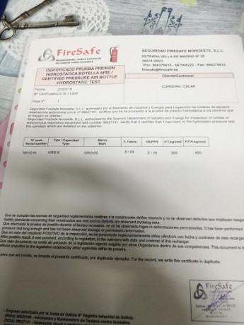 Vendo dos bombonas de 6l. / 300 bar con la inspección recién pasada. Estan en Pontevedra y contando con 02