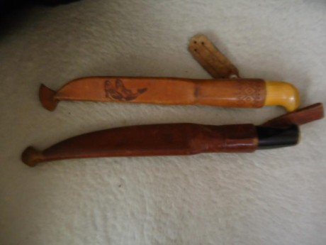 Vendo dos PUUKO, el del mago de madera sellado en la hoja " JISAHAY YANDESPAA OY STAINLES FINLAND" 00