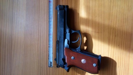 Buenas cambiaría CZ 75 por un rifle, una HK Usp Compact u otra cosa que me pudiera interesar. Entregaría 100