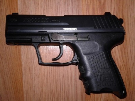 Se vende PISTOLA HK P2000 SK CAL. 9mmx19 

Ubicación: Guipuzkoa

Arma muy práctica para trabajo de paisano. 02