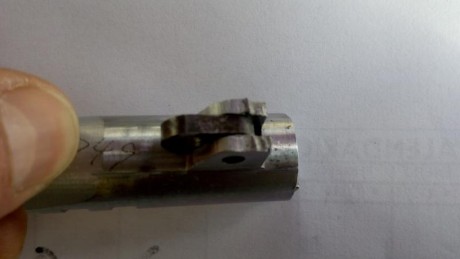Hola, muy buenas

He tenido un percance con el cañón de mi Norinco 1911 A1 45 acp y me gustara que me 01