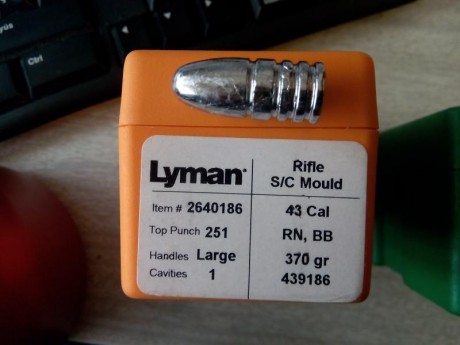 Hola compañeros...un coleccionista me vende una carabina que me dice,es del 43 spanish....no se que hacer...es 91