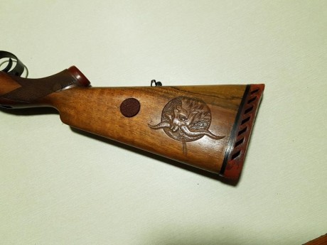 RIFLE DE CAZA MAYOR. ACCION BRNO. CAL.308, MUY POCOS TIROS

CULATA HECHA A MANO CON MOTIVOS DE ANIMALES, 01