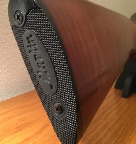 Vendo carabina MARLIN USA "sin usar". Mod. 60 madera, gran capacidad de tiro, alza y punto de 00