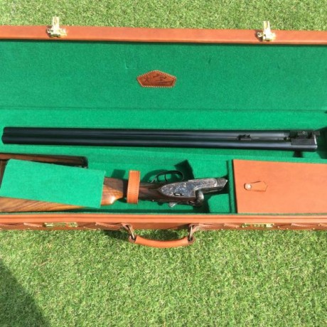 Vendo rifle Bergara B14 HMR nuevo , solo con el rodaje hecho del cañón. 
Precio en venta 800€ mas portes 112