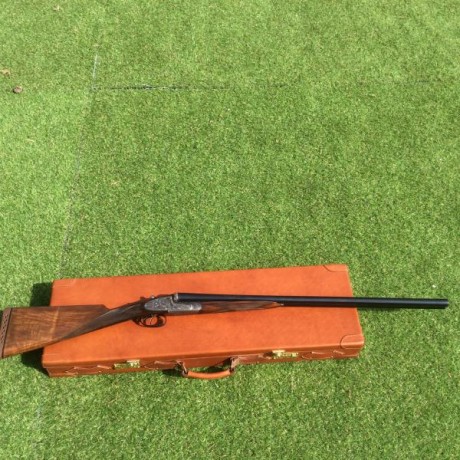 Vendo rifle Bergara B14 HMR nuevo , solo con el rodaje hecho del cañón. 
Precio en venta 800€ mas portes 110