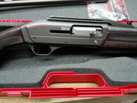 Hola a todos, estaba pensando en comprar el combo sx3 de winchester, con cañón estriado y cañón liso, 112