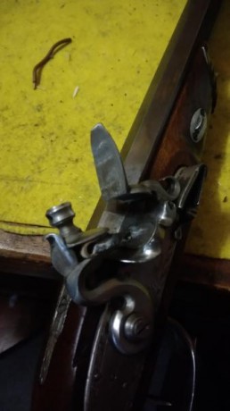 Hola, vendo esta pistola. Lo.mio no es cominazzo
Es calibre 45
Tiene oído de berilio.
El arma esta en 41