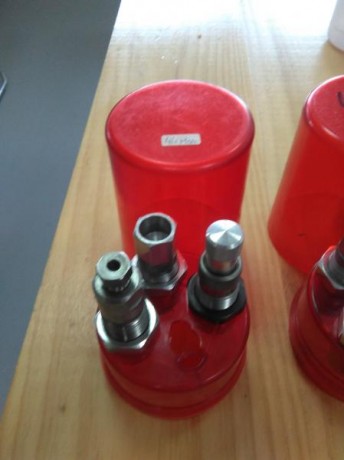 calibres: todos con su shell holder
quedan

444 marlin      LEE                  30€

45/70 governement 21