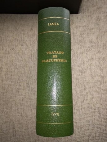 Lanza Gutierrez, Francisco
1978.
Empresa Nacional Santa Bárbara.
Madrid. 29x21 cm. 1092 p.

Firma del 02