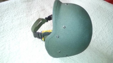 Se vende casco de combate marte kevlar con funda fletac  talla media  esta como veis nuevo  por si alguien 12