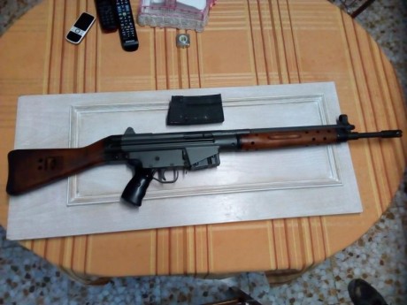 Vendo CETME-C, cal. 307 con funda.

Completamente nuevo, sólo estrenado una vez; la única que se usó. 01