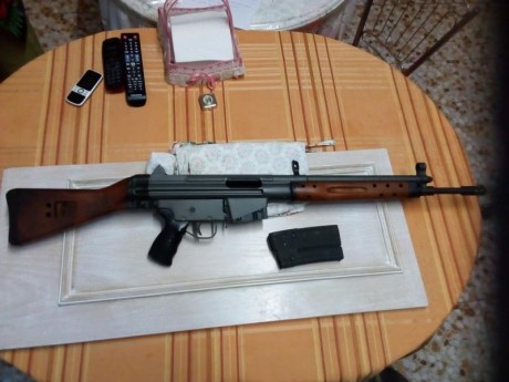 Vendo CETME-C, cal. 307 con funda.

Completamente nuevo, sólo estrenado una vez; la única que se usó. 00