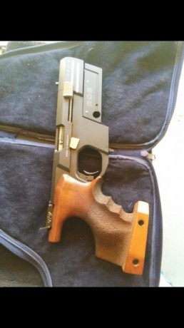 Vendo Pistola Tesro.2. Del 22.
550 Euros.
En buen estado.
2 cargadores y maletín.
Madrid
Tlf. 687935238. 00