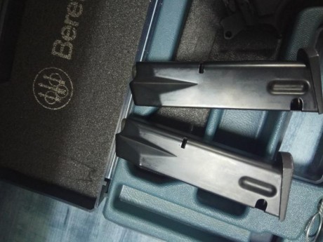 Hola. Vendo una magnífica pistola Beretta 92fs. Está NUEVA, se puede apreciar en las fotos, ha tirado 20