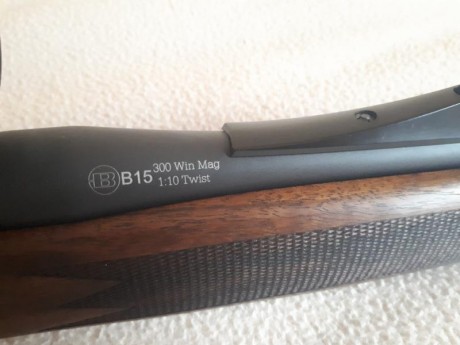rifle bergara b15 semiautomatico 300wm.solo un año.esta perfecto como si saliera de la armería.solo una 11