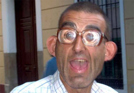  Ya que diversos foreros me han solicitado reabrir aquel viejo y exitoso hilo "Vernos las caras", 100