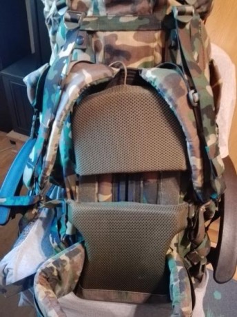 Vendo esta mochila Altus. 
Está nueva. 
No ha pisado el campo nunca. 
Espalda regulable. Sistema torso 01