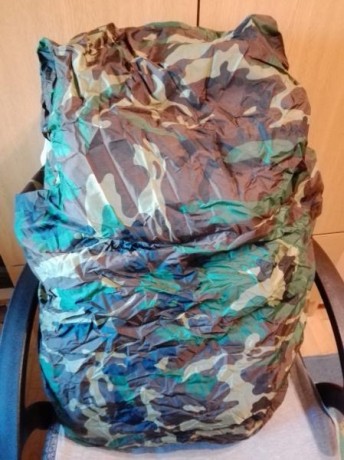 Vendo esta mochila Altus. 
Está nueva. 
No ha pisado el campo nunca. 
Espalda regulable. Sistema torso 10