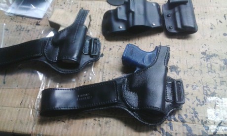 Saludos compañeros,

Pongo a la venta (o cambio) muy a mi pesar, esta preciosa Glock 26. Ya que he adquirido 80