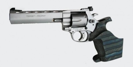 Hola amigos. Quisiera un revolver de 6", un 357Magnun.

  Que me recomendais S&W, Taurus, etc. 120
