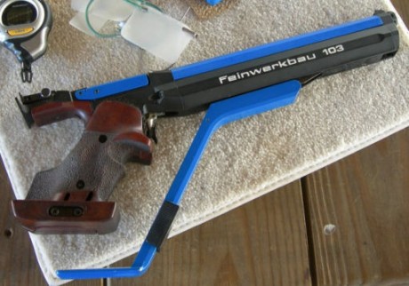 Estoy a punto de iniciarme en el mundo del Tiro de precisión a 10 metros; he comprado la pistola mas barata 41